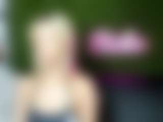 miabeex's Live Sex Cam Show