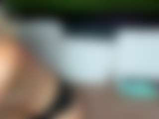 miabeex's Live Sex Cam Show