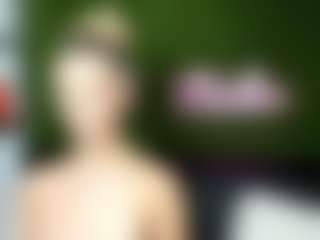 miabeex's Live Sex Cam Show
