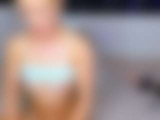 Live cam show with miabeex - Blue Eyes on Camsoda