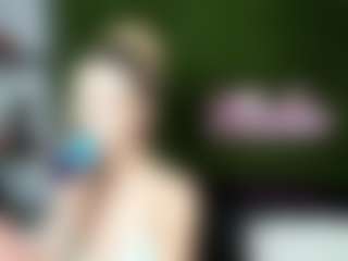 Live cam show with miabeex - Blue Eyes on Instabang