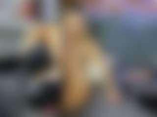 miabeex's Live Sex Cam Show