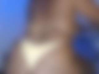 sharom-romsth's Live Sex Cam Show