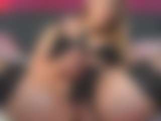 CiaraRider MILF webcam performer live streaming