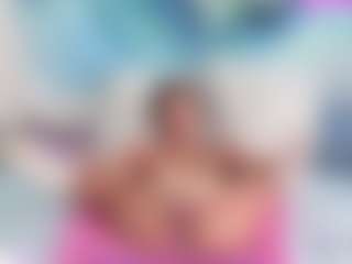 Live cam show with bunnycheekz - Smoking on crypto-cams