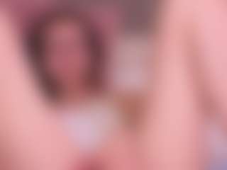Live cam show with Sweet Sofie - Camel Toe on crypto-cams