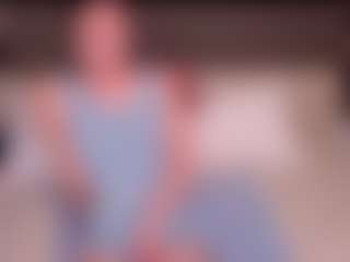 Live cam show with Sweet Sofie - Gamer Asian on Camming Site
