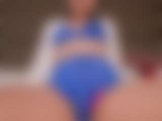 Live cam show with Sweet Sofie - Asian Lovense on StripNow