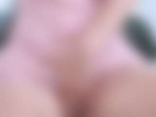Live cam show with Sweet Sofie - Athletic Lush on SinfulBabes
