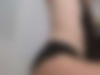 Live cam show with Sweet Sofie - Asian Petite on Strip Flash - Live Sex Shows