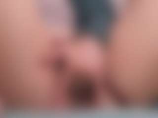 Live cam show with Sweet Sofie - Dildo on Fling VIP Chat