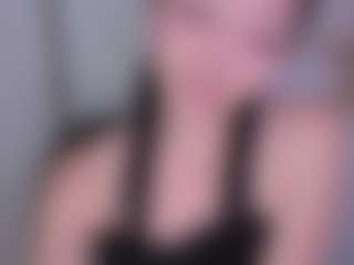 Live cam show with Sweet Sofie - Athletic Blowjob on Dare Cams
