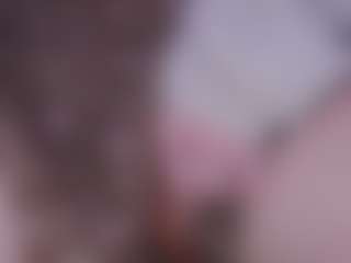 Live cam show with Sweet Sofie - Small Tits on Camsoda