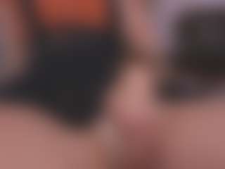 Live cam show with Sweet Sofie - Hairy Pussy Lovense on CamwithHer