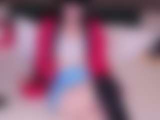 Live cam show with Sweet Sofie - Gamer Asian on Camsoda