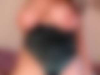 yummy's Live Sex Cam Show