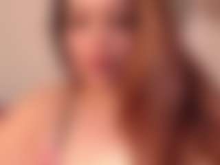 yummy's Live Sex Cam Show