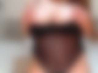 yummy's Live Sex Cam Show