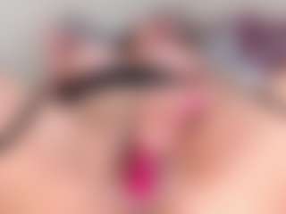 yummy's Live Sex Cam Show