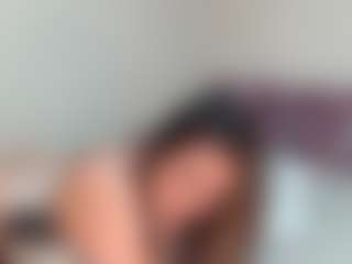 yummy's Live Sex Cam Show