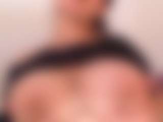 yummy's Live Sex Cam Show