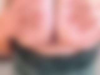 yummy's Live Sex Cam Show