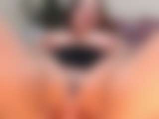 yummy's Live Sex Cam Show