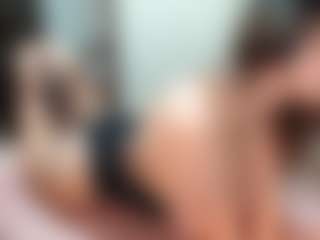 yummy's Live Sex Cam Show