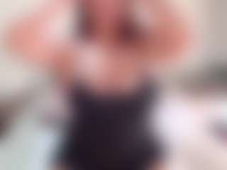 yummy's Live Sex Cam Show