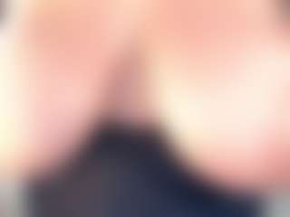 yummy's Live Sex Cam Show