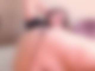 yummy's Live Sex Cam Show