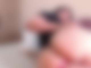yummy's Live Sex Cam Show