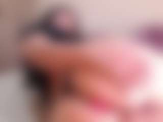yummy's Live Sex Cam Show