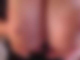 yummy's Live Sex Cam Show