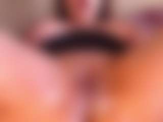 yummy's Live Sex Cam Show