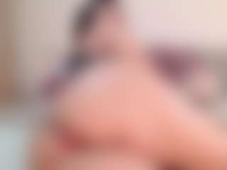 yummy's Live Sex Cam Show