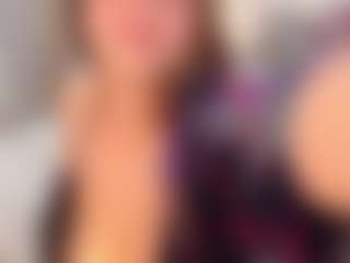 yummy's Live Sex Cam Show