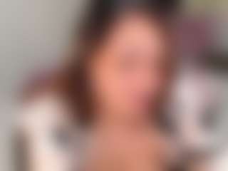 yummy's Live Sex Cam Show