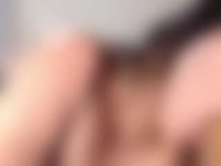 yummy's Live Sex Cam Show