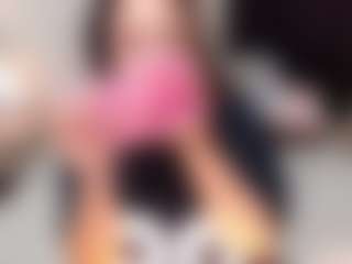 yummy's Live Sex Cam Show