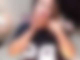 yummy's Live Sex Cam Show