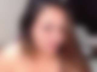 yummy's Live Sex Cam Show