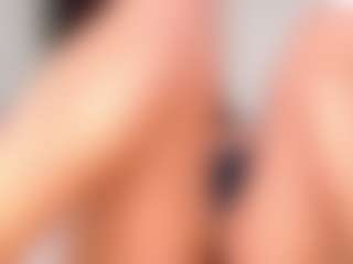 yummy's Live Sex Cam Show