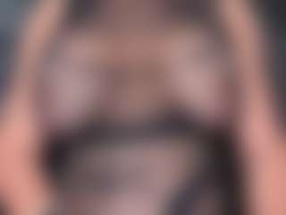 candy-sam28's Live Sex Cam Show