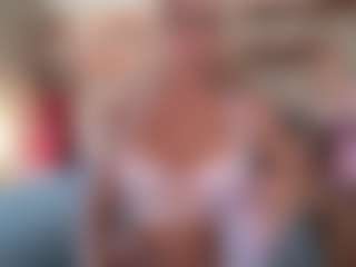 candy-sam28's Live Sex Cam Show