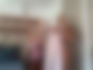 candy-sam28's Live Sex Cam Show