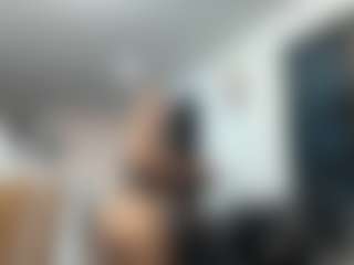 candy-sam28's Live Sex Cam Show