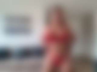 candy-sam28's Live Sex Cam Show