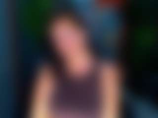 Live cam show with anamills - College MILF on StripNow
