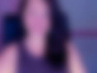 Live cam show with anamills - Pretty on Camsoda